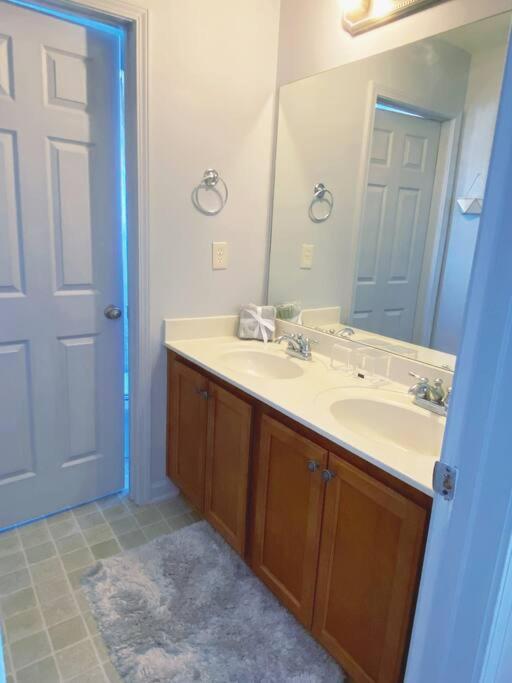 Entire Home Downtown Atl! Walk To Gwcc And More! Atlanta Exterior foto